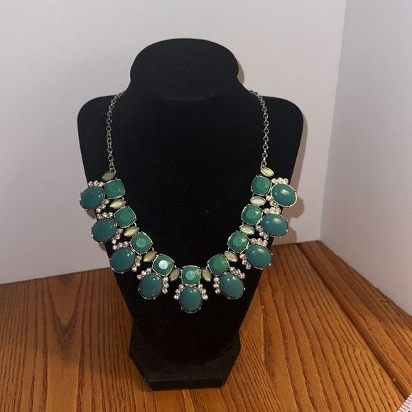 Lia Sophia Vintage Faux Green Turquoise Rhinstone Statement Necklace Estate find - Picture 5 of 14